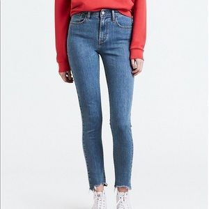Levi’s 721 skinny jeans